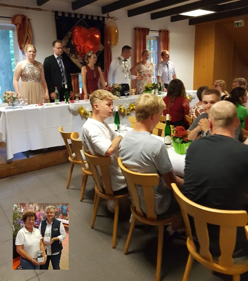In Vreden-Ellewick gehört es zur Tradition bei dem Schützenfest für ...