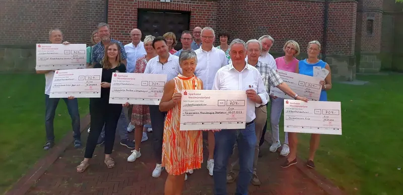 Allgemeiner Bürgerschützenverein Erle spendet 704,- Euro