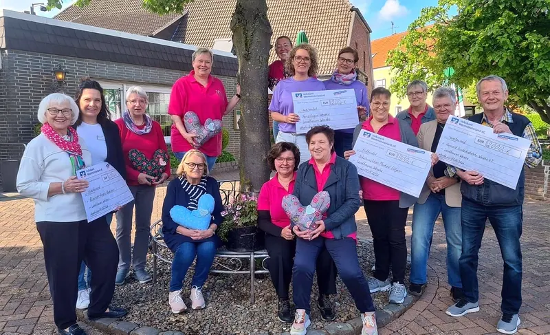 Landfrauen Weseke spenden 2.000,- Euro
